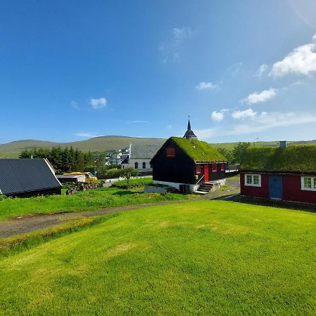 Turf House Cottage - Near Airport Mithvagur Extérieur photo